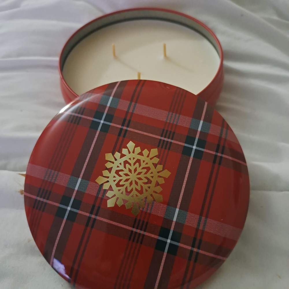 Festive Plaid Red and Gold Candle Tin